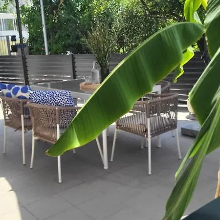 Sur La Plage Terrace Apartment Podstrana Exterior photo
