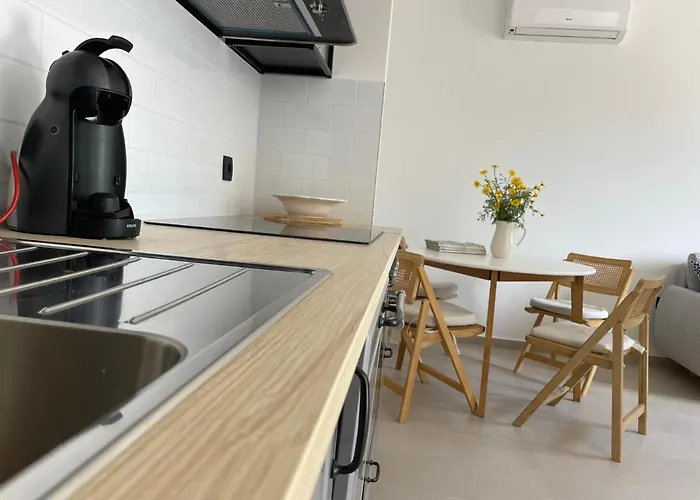 Sur La Plage Terrace Apartment